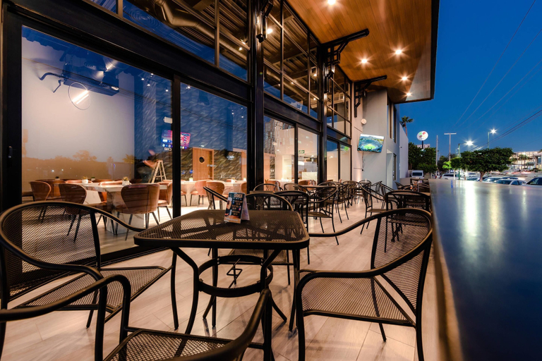 Food & Drinks 5, Comfort Inn Hermosillo Pitic, Hermosillo
