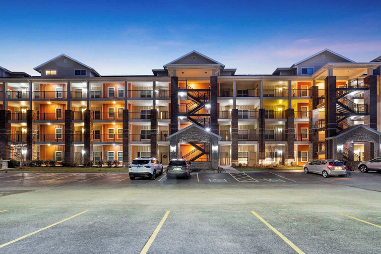 Exterior & Views 2, New Listing Ozark Views at Majestic - Perched on the Hills, Taney