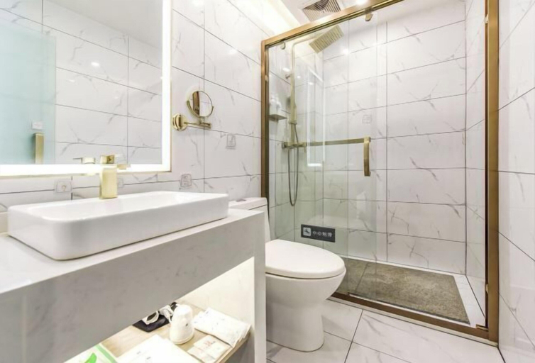 Bathroom 4, 7 Days Inn (Rongchang Commercial Pedestrian Street), Chongqing
