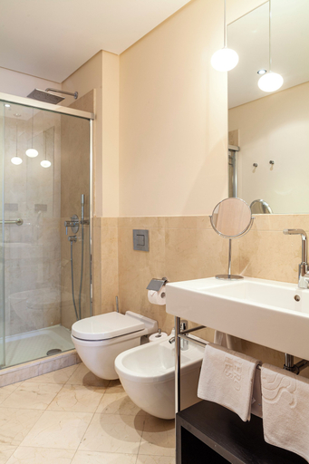 Bathroom 4, Gran Hotel Sardinero, Cantabria