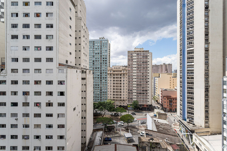 Exterior & Views 2, Aurora Paulistana by Viva - Prédio completo a passos do Metrô República, São Paulo