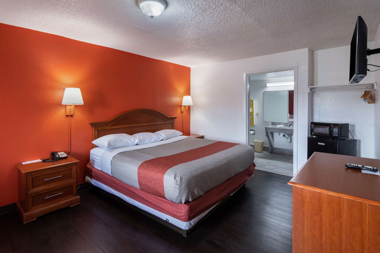 Bedroom 3, Motel 6 Montgomery, AL - Coliseum, Montgomery
