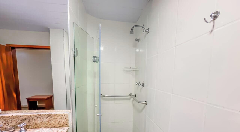 Bathroom 4, Hotel Nacional Inn Campos do Jordão, Campo Limpo Paulista