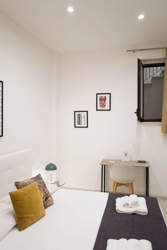 Bedroom 4, Vivarum b&b, Bari