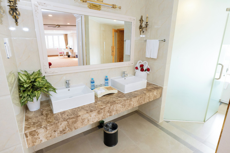 Bathroom 5, Ladalat Hotel, Đà Lạt