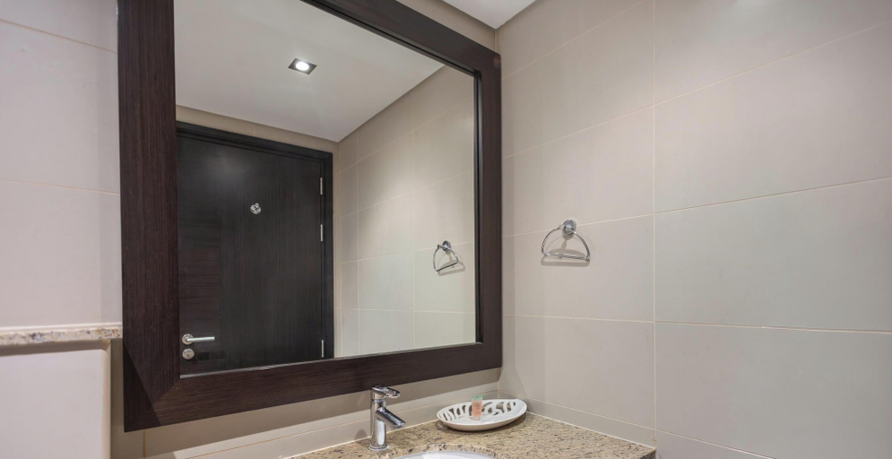 Bathroom 4, LUX The Anantara Residence Suite, Dubai