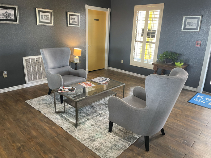 Others 5, Kenedy Inn & Suites, Karnes