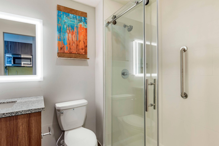 Bathroom 5, Mainstay Suites Ocean City West, Worcester