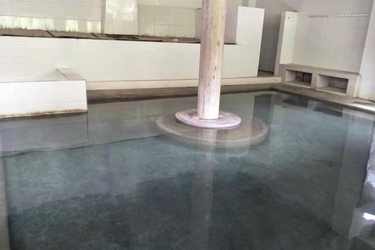 Bathroom, Hongmei Hot Spring Hostel, Shaoguan