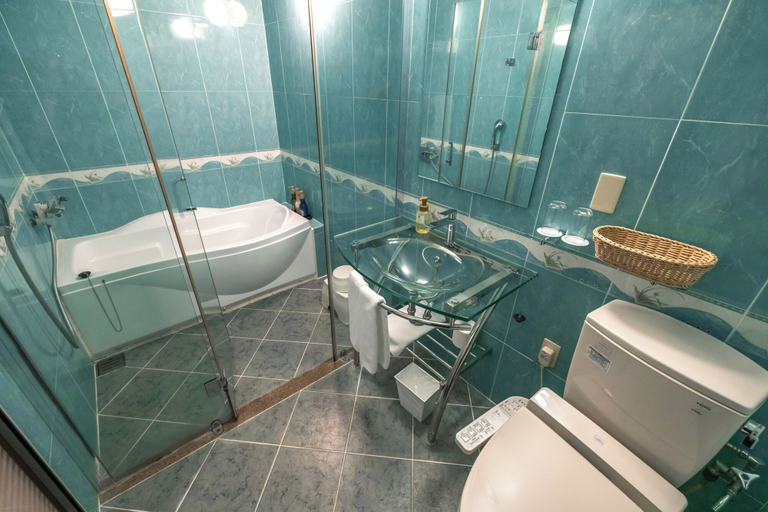 Bathroom 5, Best Western Okinawa Kouki Beach, Nago