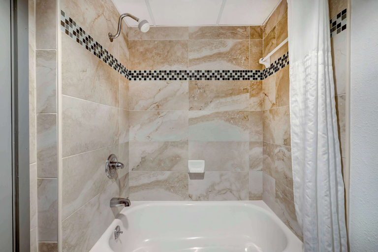 Bathroom 5, Motel 6 Arlington, Tx – Entertainment District, Arlington