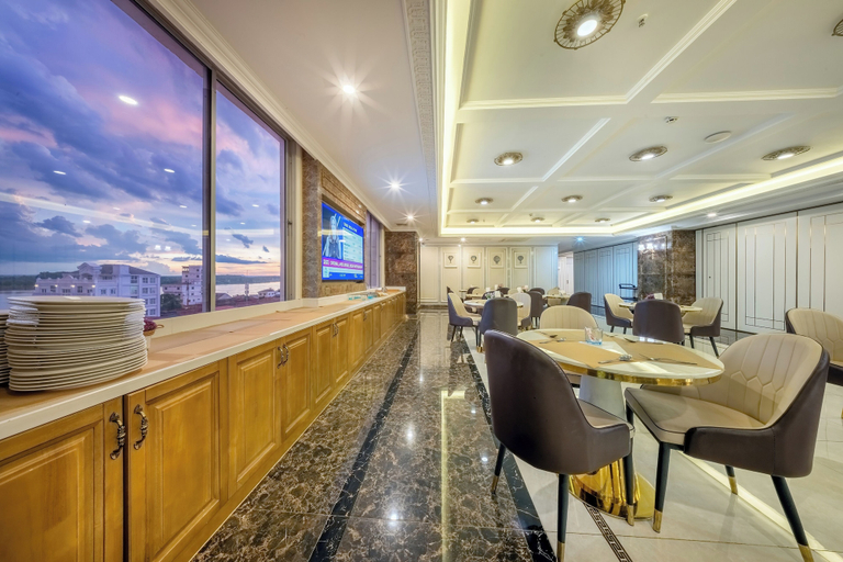 Food & Drinks 5, ST Hotel Wattay Airport, Vientiane