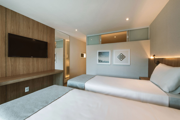 Bedroom 3, Angra Beach Hotel, Angra dos Reis