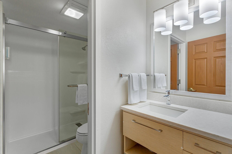Bathroom 5, MainStay Suites Tampa Moffitt-USF, Hillsborough