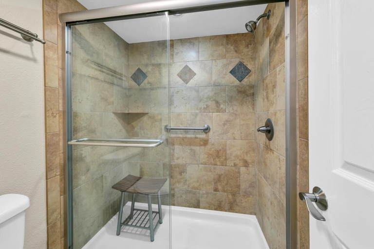 Bathroom 3, Dunes of Panama 1104e, Bay