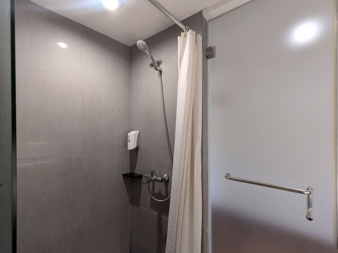 Bathroom 4, Ayda Mangga Dua d/h Zuri Express Mangga Dua, Central Jakarta