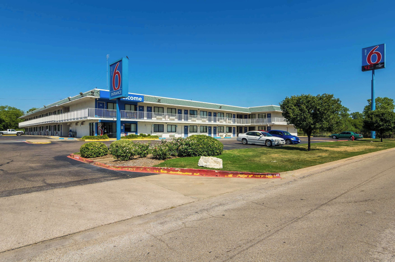 Exterior & Views 2, Motel 6 Bellmead, TX - Waco, McLennan