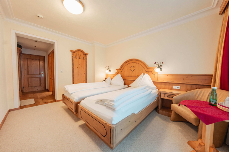 Bedroom 2, Hotel Ischgl, Landeck