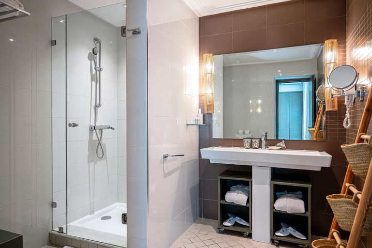Bathroom 5, Paradis Plage Surf Yoga & Spa resort, Agadir-Ida ou Tanane