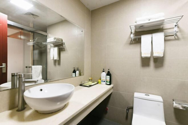 Bathroom 4, Sihui Aikeyou Hotel (Sihui Plaza), Zhaoqing