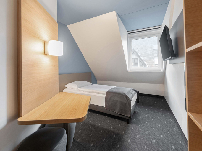 Bedroom 4, B&B Hotel Leipzig-City, Leipzig