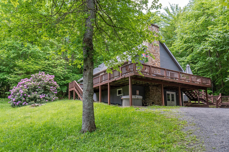 Exterior & Views 2, Home Sweet Cabin by Taylor Made Deep Creek, Garrett