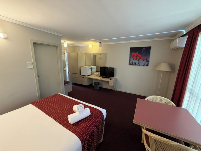 Bedroom 4, Ringwood Lake Inn, Maroondah - Ringwood