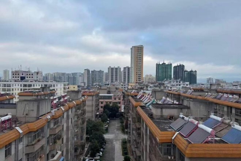 Others 5, Baohe and Inn, Yuxi