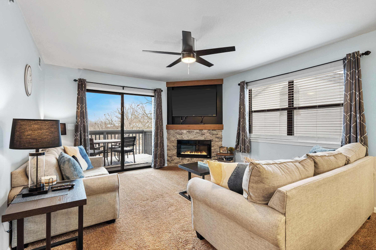 Others 1, Legacy View at Pointe - Branson, Taney