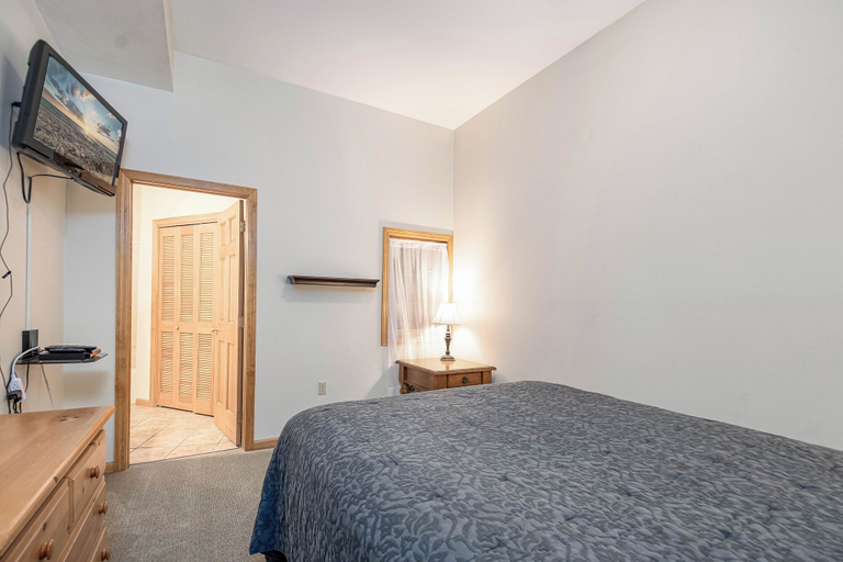 Bedroom 3, Green Gables by Taylor Made Deep Creek, Garrett