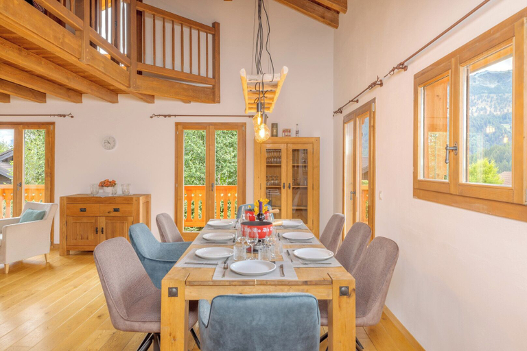 Others 4, Chalet Papin, Martigny
