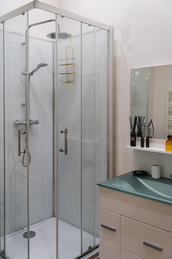 Bathroom 3, Le Henri II - 15 min du circuit, arrivees & departs autonomes, Sarthe