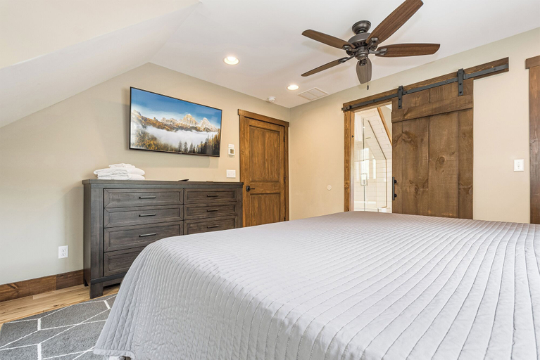 Bedroom 3, Away in the Mountains by Taylor Made Deep Creek, Garrett