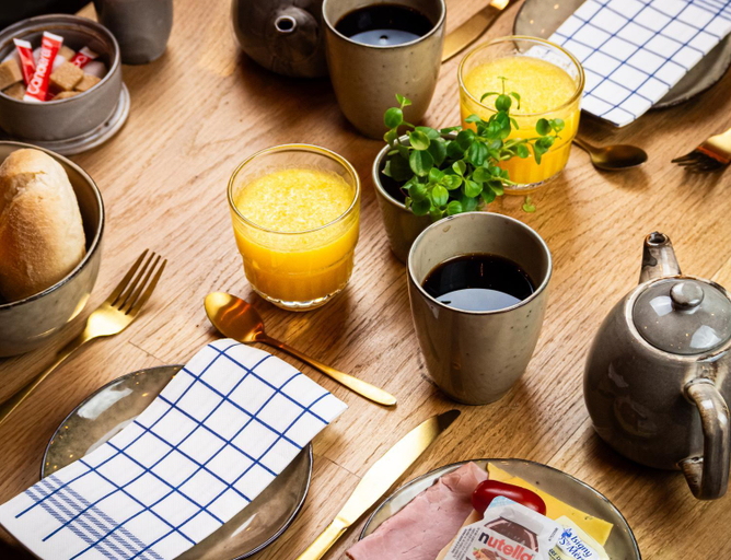 Food & Drinks 4, Lovelace Suites Bruges by Threads of Time Hotel, West-Vlaanderen