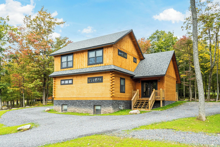 Exterior & Views 2, Hilltop Hideaway by Taylor Made Deep Creek, Garrett