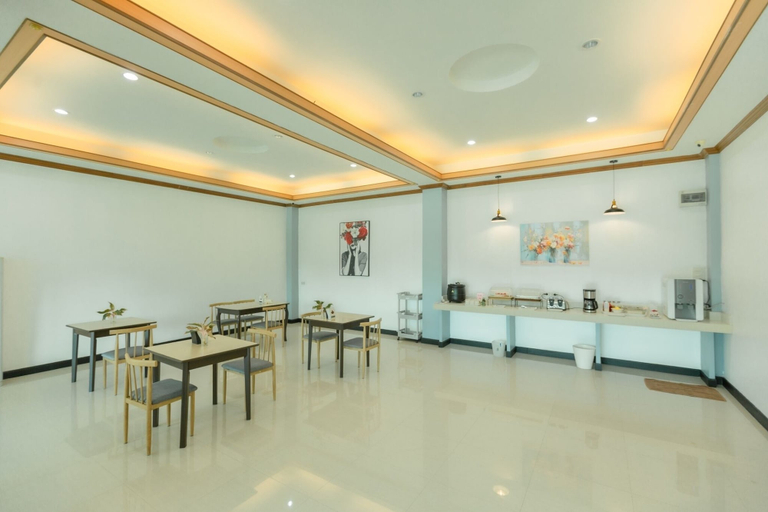 Food & Drinks 4, JRD Grand Place, Muang Lop Buri