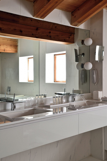 Bathroom 4, Hôtel Le Strato, Savoie