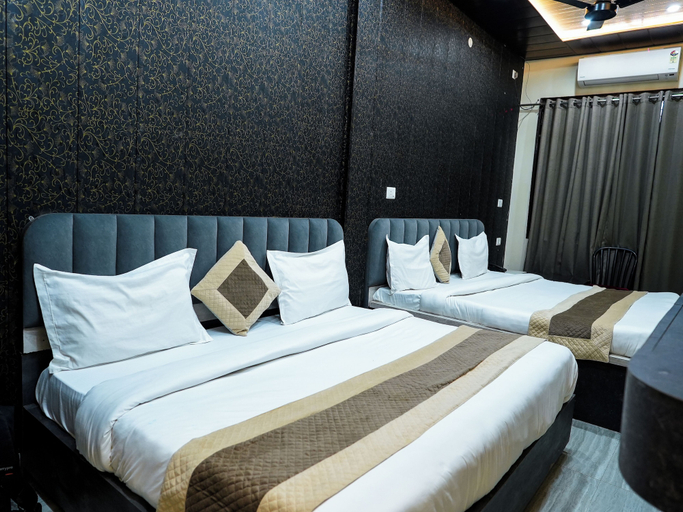 Bedroom 2, Sun High Stay Luxury Guest House, Varanasi