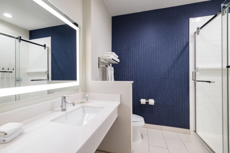 Bathroom 4, Fairfield Inn & Suites by Marriott West Monroe, Ouachita