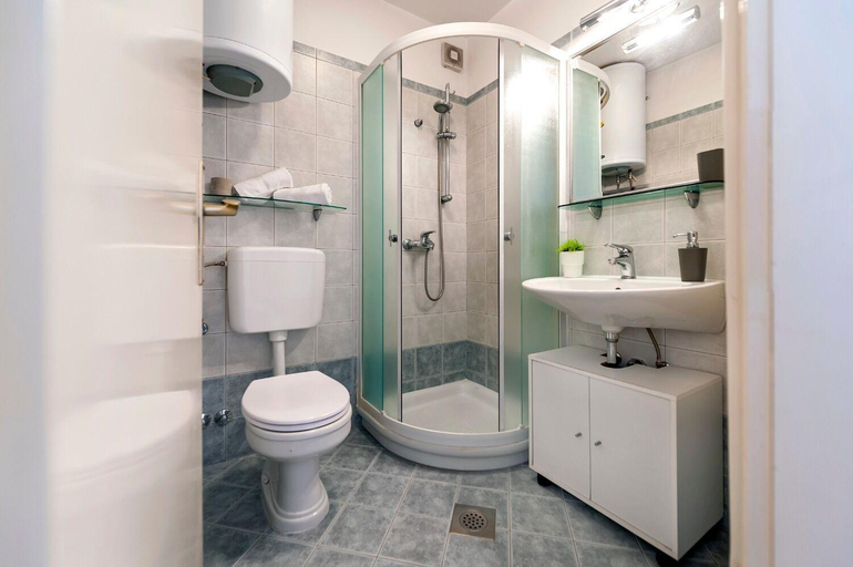 Bathroom 4, Apartments Marija, Rovinj