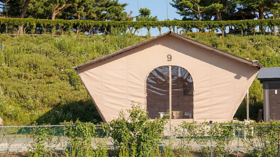 Exterior & Views 2, Taean Bibi Artglamping, Taean