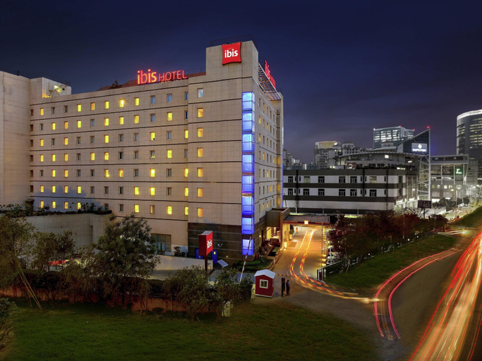 Exterior & Views 5, ibis Gurgaon Golf Course Road, Gurgaon