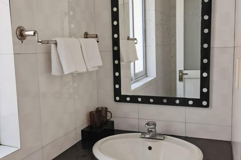 Bathroom 4, Yandang Mountain Baixi Hotel, Wenzhou