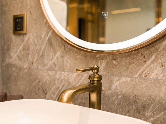 Bathroom 3, Mercure Xian City Centre, Xi'an