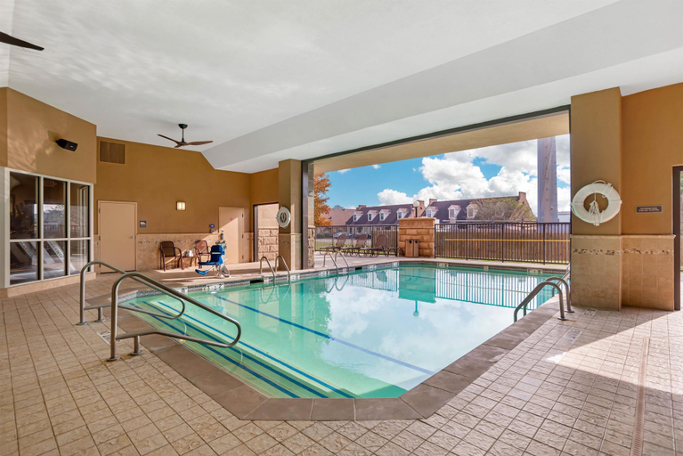 Sport & Beauty 2, Drury Inn & Suites Baton Rouge, East Baton Rouge