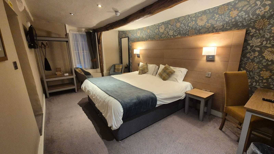 Bedroom 2, The Snooty Fox, Lancashire