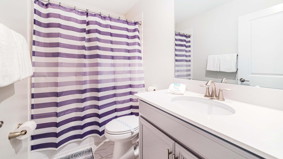 Bathroom 4, Family Oasis: Pool, Themed Rooms & Resort Access, Osceola