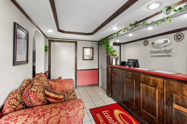 Public Area 2, Econo Lodge Andalusia, AL, Covington