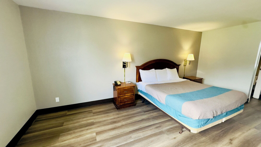 Bedroom 3, Motel 6 McGraw, NY - Cortland, Cortland