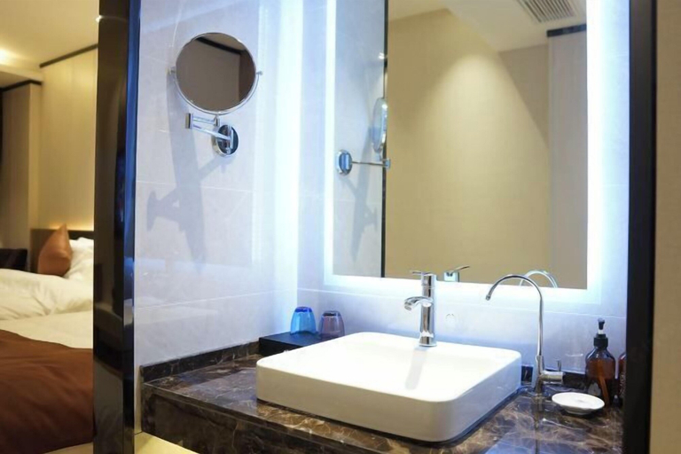 Bathroom 5, GYA Hotel (Yancheng Wengang Road High-speed Railway Station), Yancheng